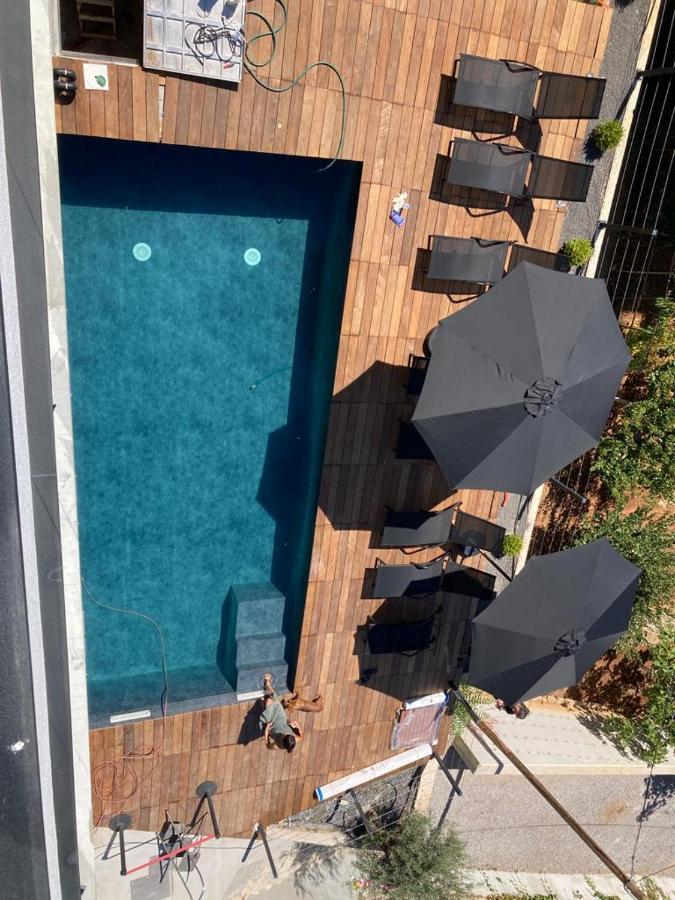 Aparthotel Villa V With Heated Pool 리예카 외부 사진